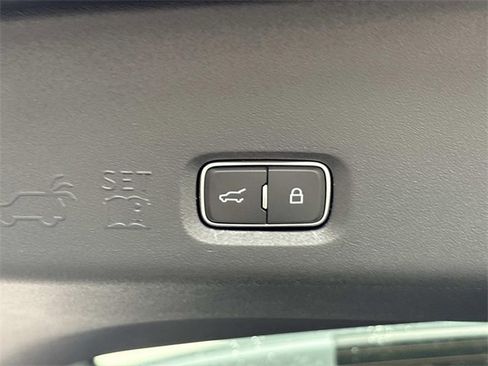 New 2025 Lincoln Navigator Reserve w/ Jet Appearance Package image 13