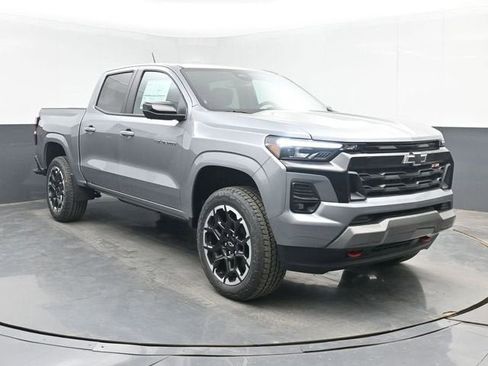 New 2026 Chevrolet Colorado Z71 w/ Technology Package AWD/4WD image 2