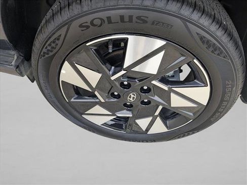 Used 2025 Hyundai Kona SEL AWD/4WD image 20