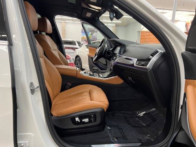 Used 2019 BMW X5 xDrive40i w/ Executive Package AWD/4WD image 32