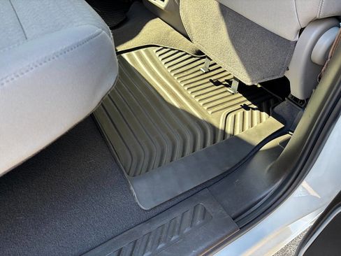 Used 2025 Chevrolet Silverado 1500 LT image 20