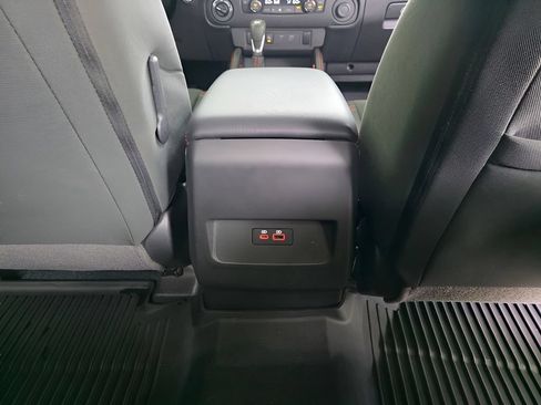 Used 2024 Nissan Frontier PRO-4X w/ Technology Package AWD/4WD image 7