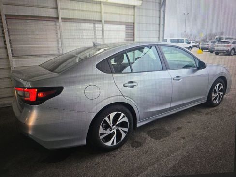 Used 2025 Subaru Legacy Premium image 3