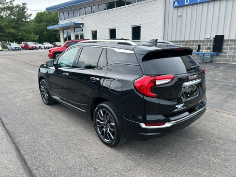 Used 2022 GMC Terrain Denali w/ Black Diamond Edition AWD/4WD image 5