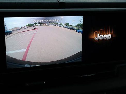 Used 2024 Jeep Wrangler Unlimited Sport AWD/4WD image 19