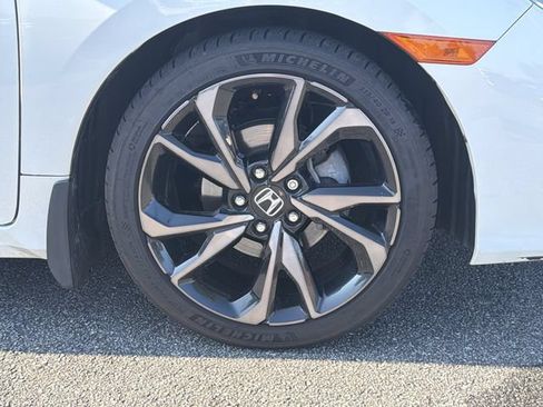 Used 2019 Honda Civic Sport image 14