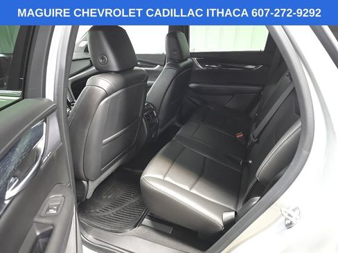 Used 2020 Cadillac XT5 Premium Luxury AWD/4WD image 31