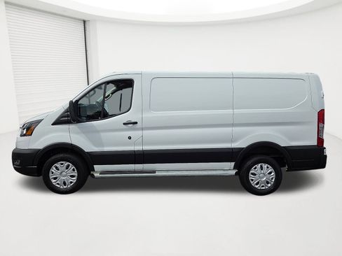 Used 2024 Ford Transit 250 Low Roof w/ Exterior Upgrade Package image 7