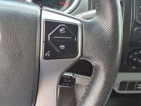 Used 2015 Toyota Tacoma 2WD Access Cab w/ Convenience Package image 18