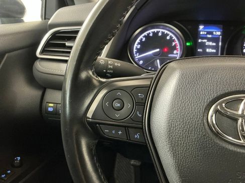Used 2022 Toyota Camry SE FWD image 15