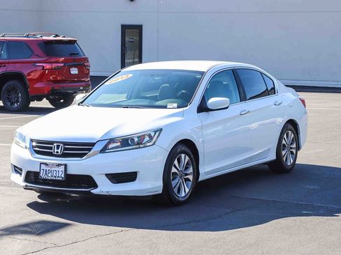 Used 2013 Honda Accord LX image 3