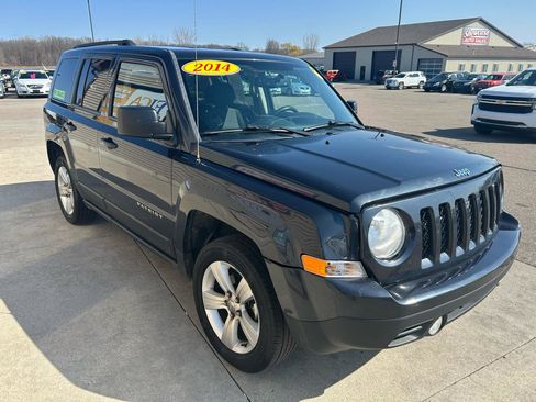 Used 2014 Jeep Patriot Latitude image 3