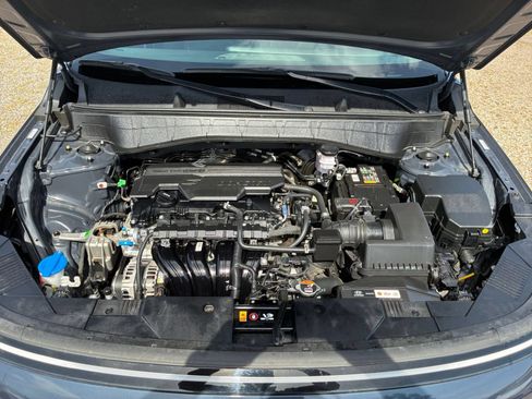 Used 2025 Hyundai Kona SEL FWD image 27