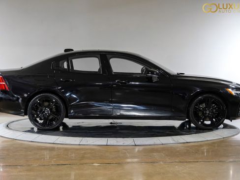 Used 2024 Volvo S60 B5 Core image 9