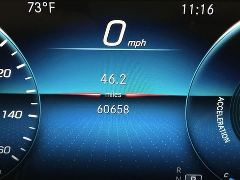 Used 2021 Mercedes-Benz GLE 350 w/ Premium Package image 17