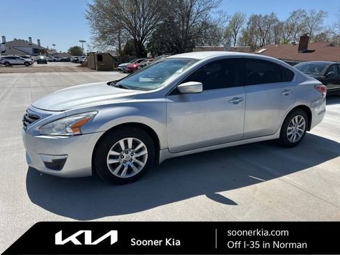 Used 2015 Nissan Altima 2.5 S w/ Power Driver Seat Package image 1