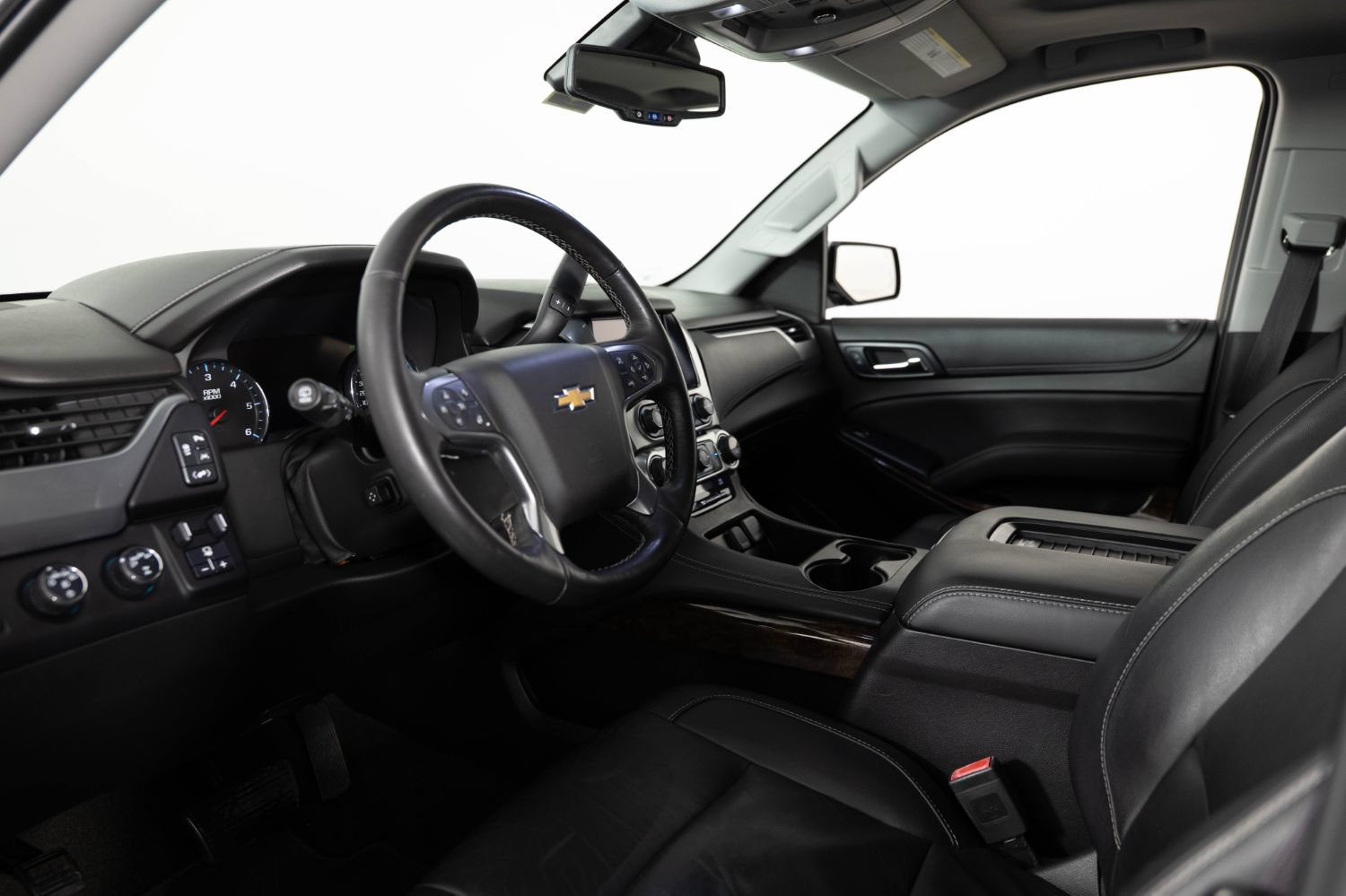 Used 2017 Chevrolet Tahoe LT w/ LT Signature Package AWD/4WD image 13
