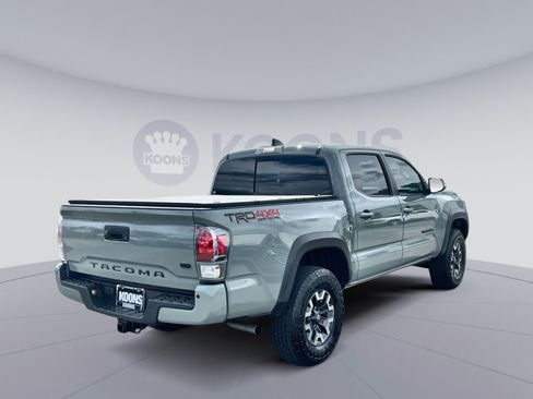 Used 2023 Toyota Tacoma TRD Off-Road w/ Technology Package AWD/4WD image 16