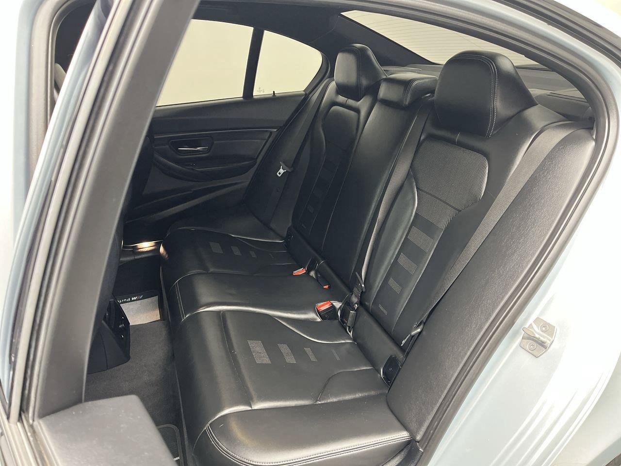 Used 2018 BMW M3 RWD image 11