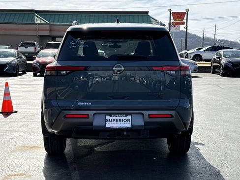 New 2026 Nissan Pathfinder Platinum image 4