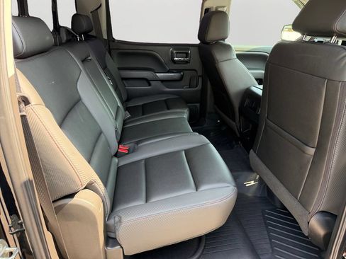 Used 2018 GMC Sierra 1500 SLT w/ All Terrain Package AWD/4WD image 13
