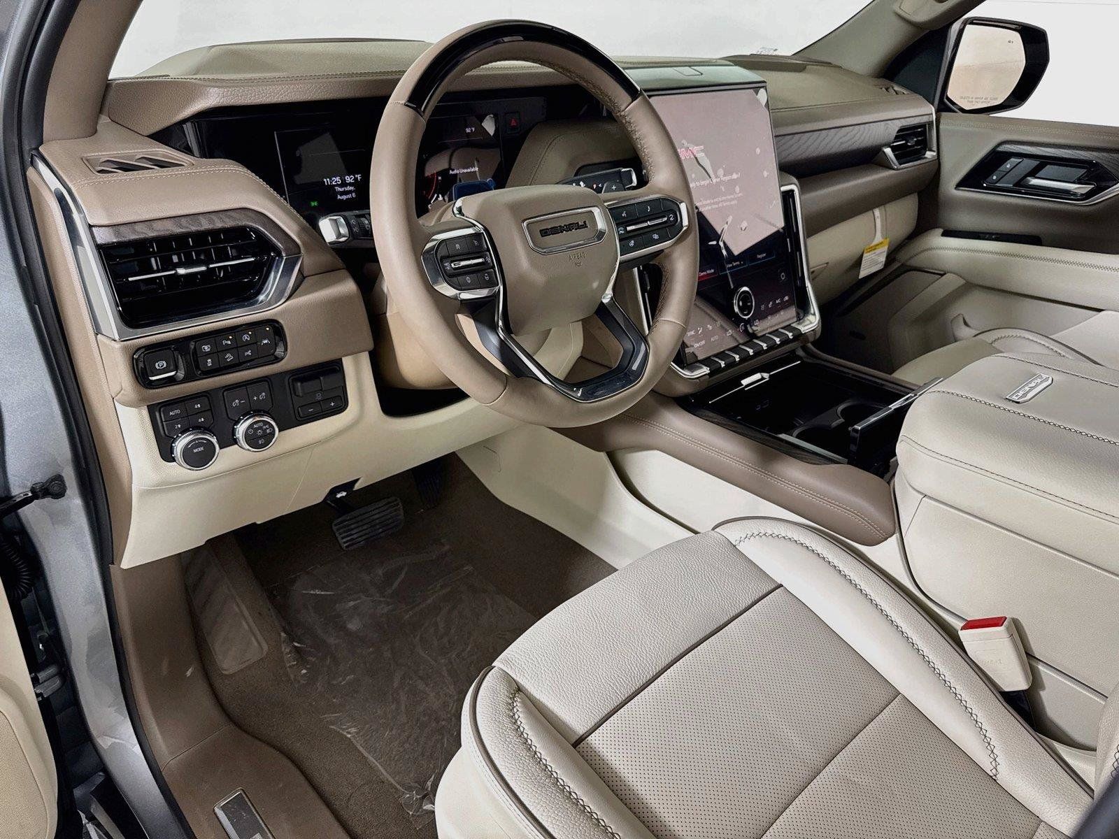 New 2026 GMC Yukon Denali w/ Denali Reserve Package AWD/4WD image 5