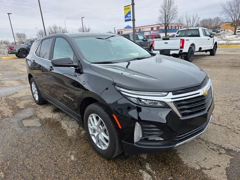 Used 2023 Chevrolet Equinox LT w/ Driver Convenience Package AWD/4WD image 5