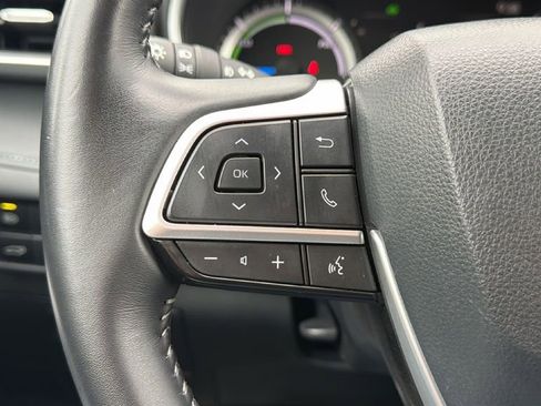 Certified 2025 Toyota Highlander XLE AWD/4WD image 25