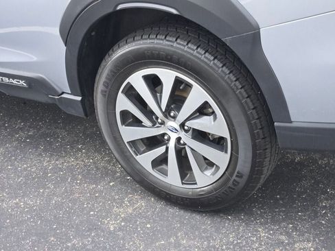 Certified 2024 Subaru Outback Premium AWD/4WD image 14