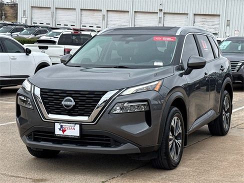 Certified 2023 Nissan Rogue SV w/ SV Premium B Package image 4