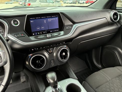 Used 2020 Chevrolet Blazer LT image 17