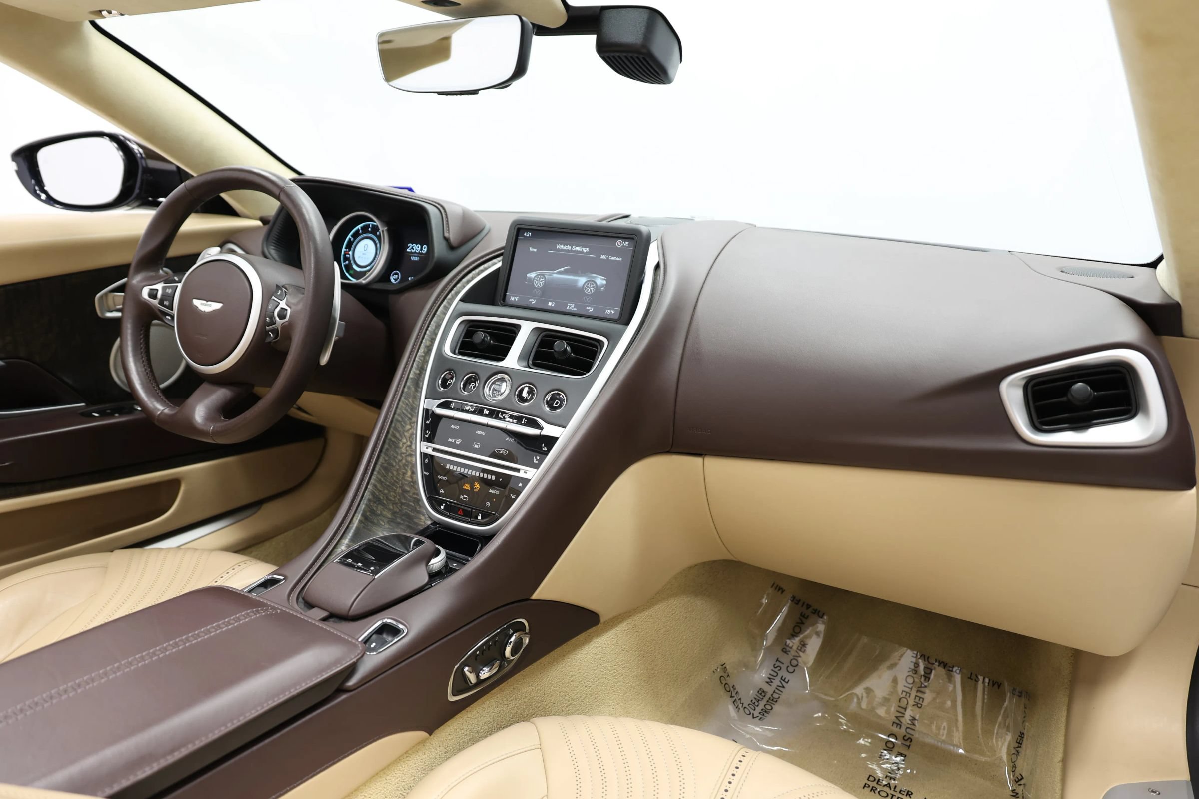 Used 2019 Aston Martin DB11 Volante RWD image 99