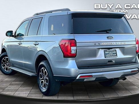 Used 2024 Ford Expedition XLT image 2