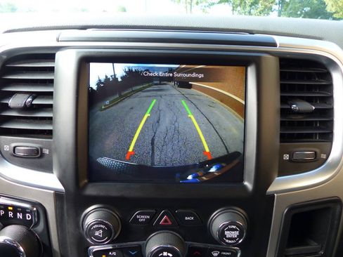 Used 2018 RAM 1500 Big Horn AWD/4WD image 38