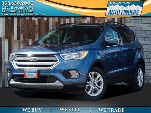 Used 2018 Ford Escape SE image 1