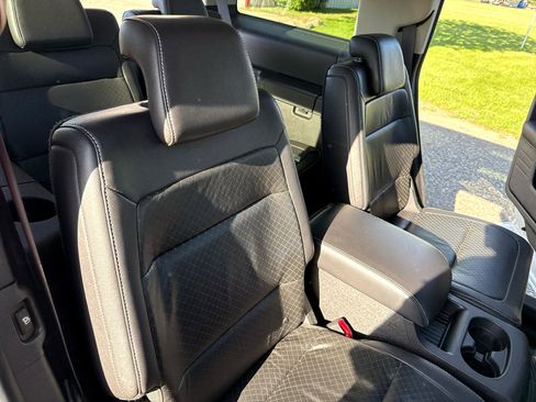 Used 2009 Ford Flex Limited image 27