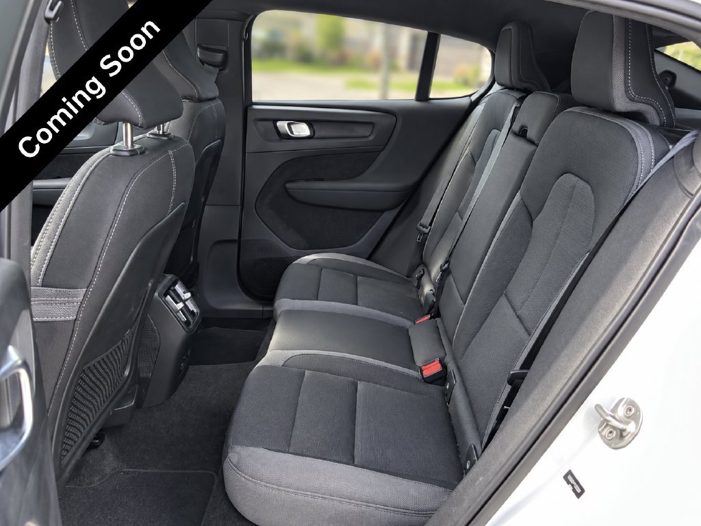 Certified 2023 Volvo C40 Recharge Core w/ Climate Package AWD/4WD image 7