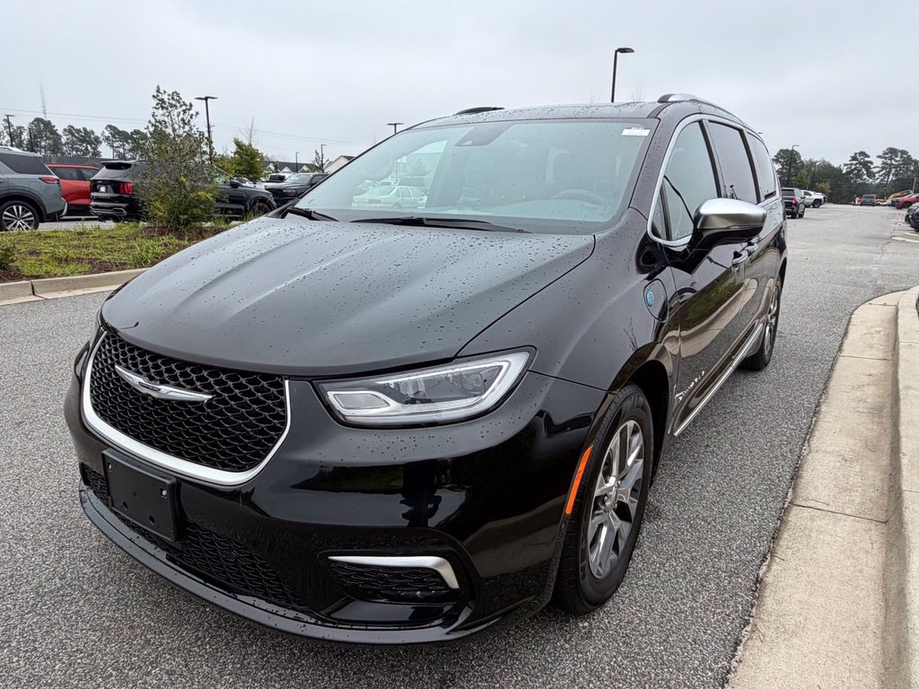 Used 2024 Chrysler Pacifica Pinnacle FWD image 62