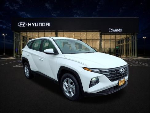 Used 2024 Hyundai Tucson SE AWD/4WD image 3