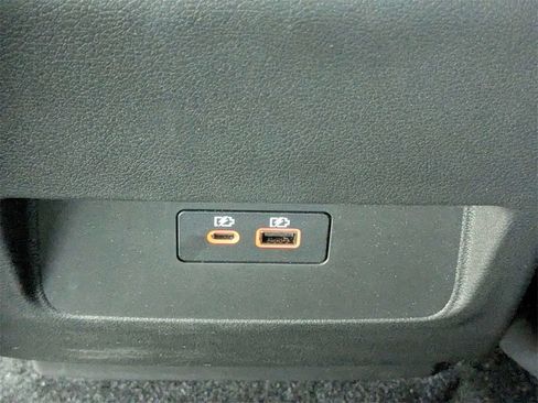 Certified 2025 Nissan Frontier SV w/ Tow Package image 14