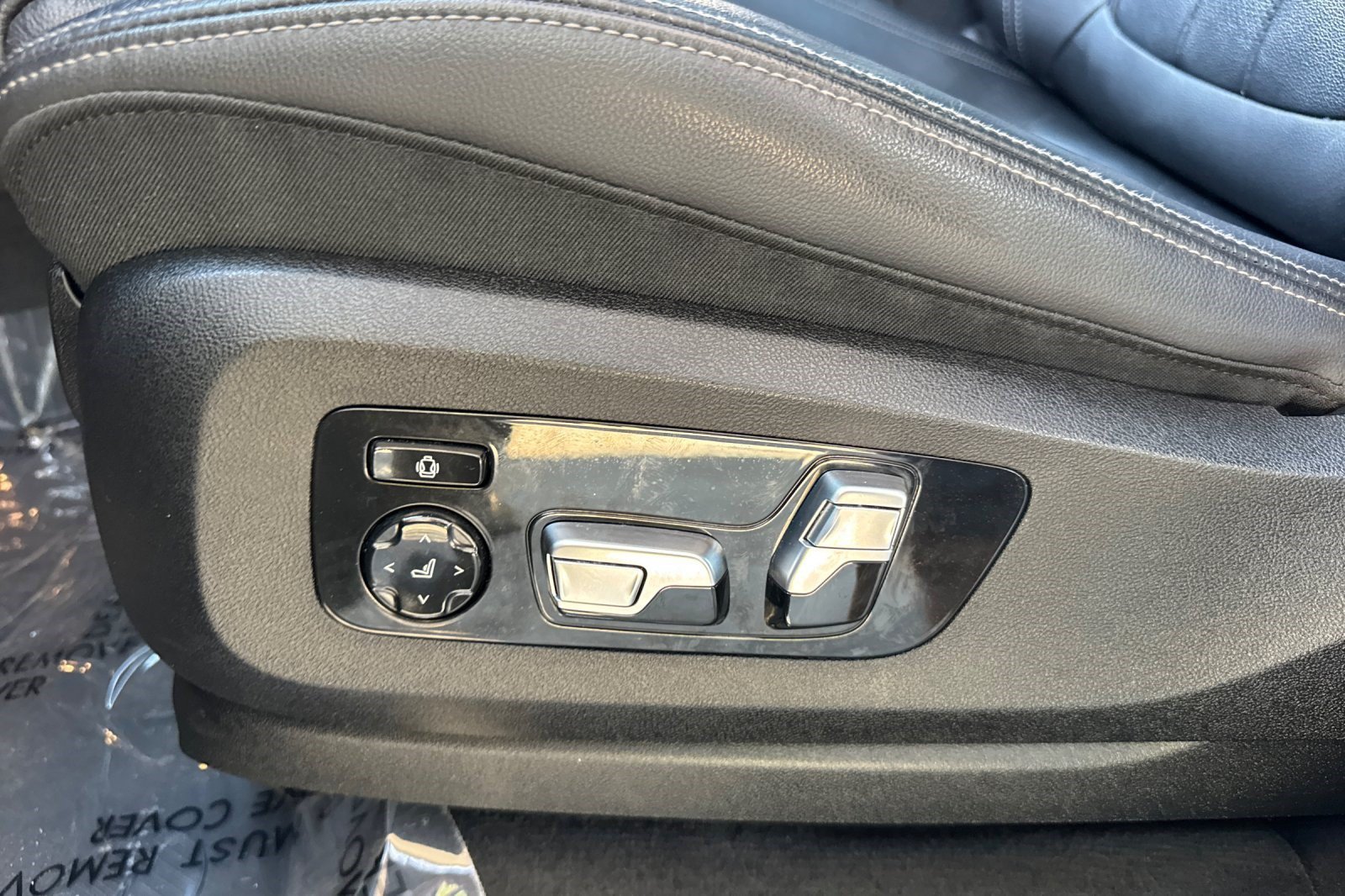 Used 2019 BMW X5 xDrive40i w/ M Sport Package AWD/4WD image 15