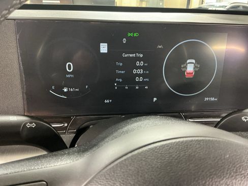 Certified 2024 Hyundai Kona SEL w/ Convenience Package AWD/4WD image 10