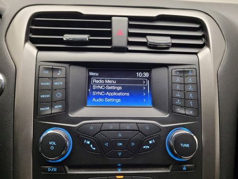 Used 2018 Ford Fusion S image 25