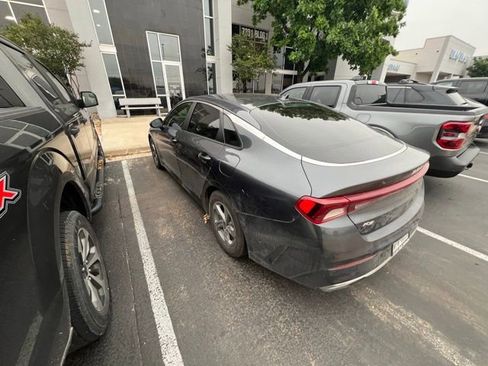 Used 2022 Kia K5 LXS FWD image 5