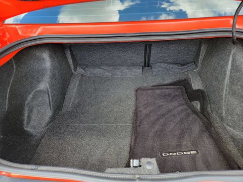 Used 2016 Dodge Challenger R/T Scat Pack w/ Leather Interior Group RWD image 14