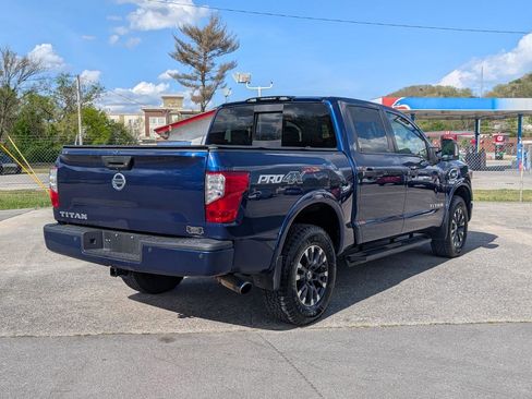 Used 2017 Nissan Titan PRO-4X AWD/4WD image 3