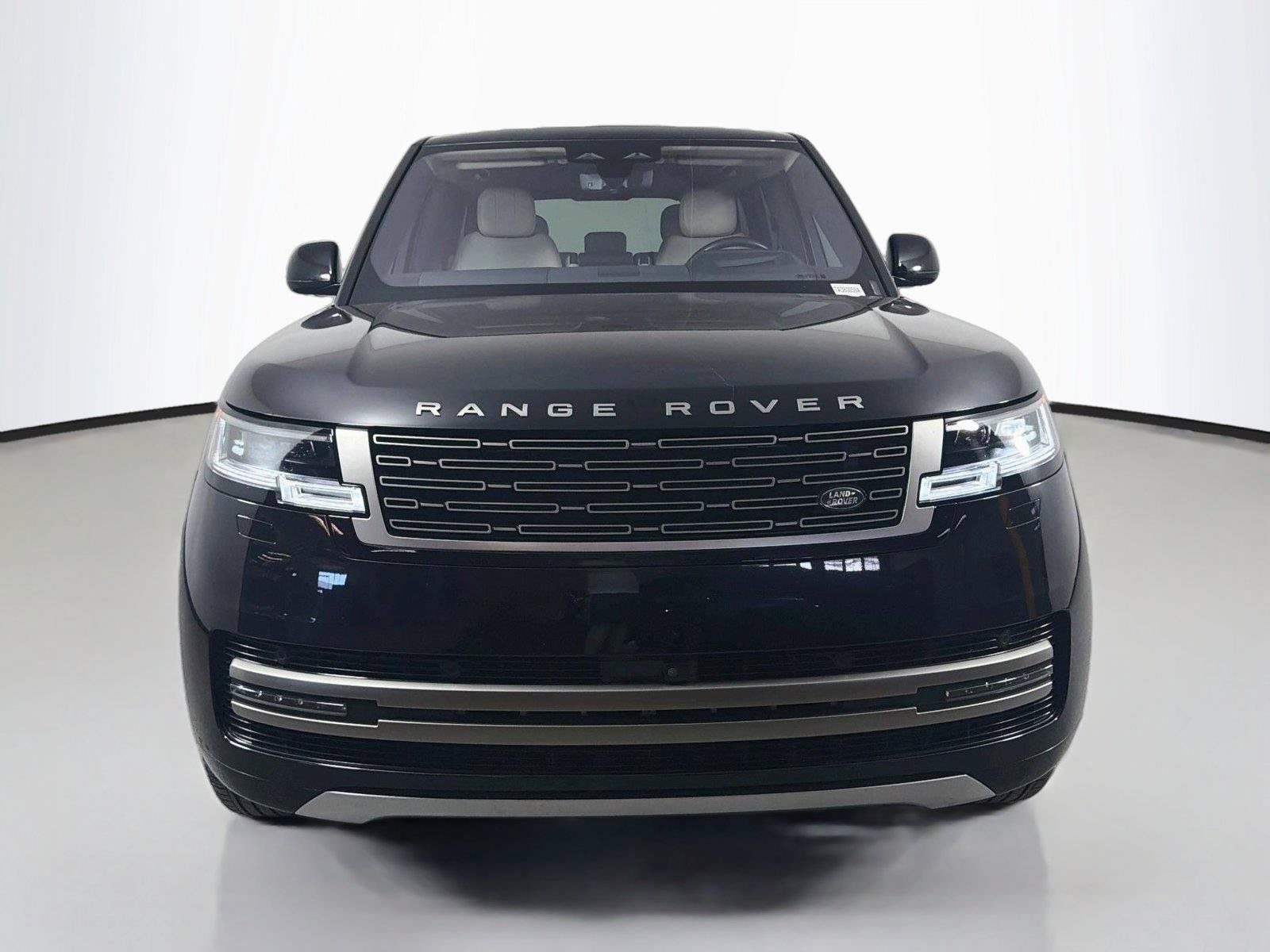 Certified 2023 Land Rover Range Rover SE AWD/4WD image 2