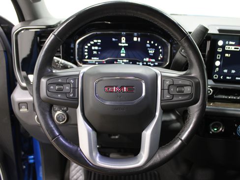 Used 2022 GMC Sierra 1500 Elevation image 9