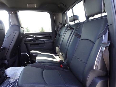 New 2025 RAM 2500 Laramie image 27