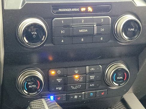 Used 2019 Ford F150 Raptor w/ Equipment Group 802A Luxury image 16